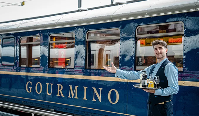 Speisewagen Gourmino im Bahnhof Chur mit Panoramic Gourmet