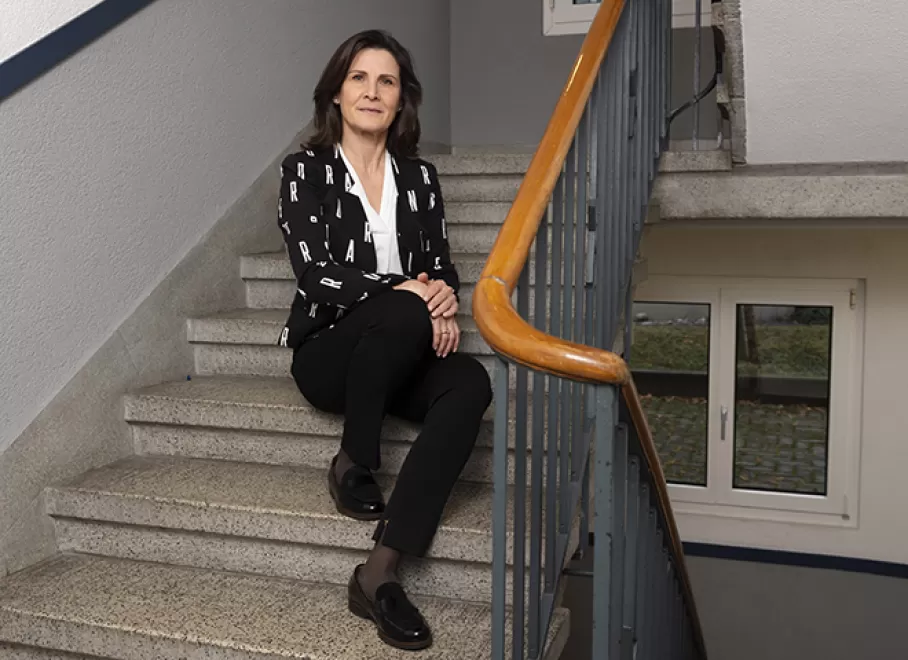Irene Rilko, Direktionsassistentin und Personalverantwortliche am Institut für Implementation Science in Health Care (IfIS) der Universität Zürich, ehrenamtlich im Patientenbegleitdienst des Universitätsspitals Zürich