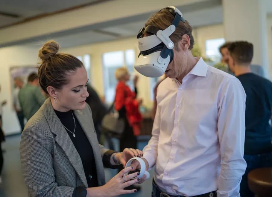 VR-Experience an der Metaverse Academy VR-Experience an der Metaverse Academy